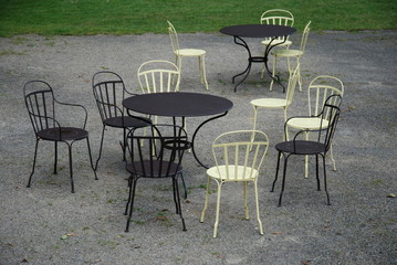 tables et chaises