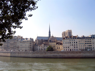 Fototapeta na wymiar Ile de la Cité
