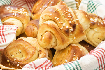 Cinnamon buns