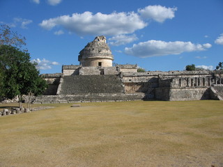 El observatorio de Chichen