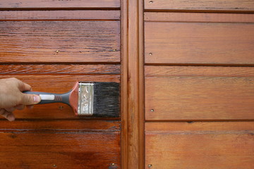 maison en bois ,lasure,red cedar