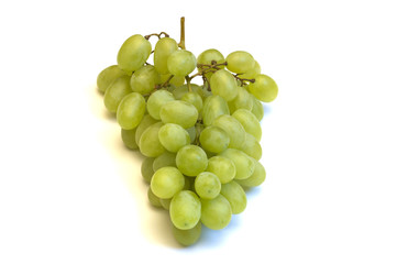 Fototapeta na wymiar Fresh grapes isolated on white background