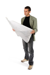 Architecte regarde un plan