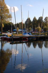 Fototapeta na wymiar sailboats in the water