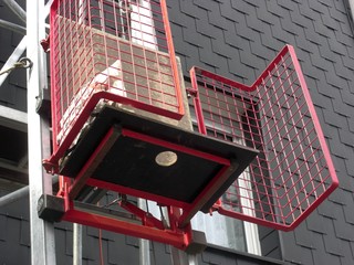 Aufzug - Dachdeckerfahrstuhl 