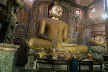 Big Buddha in temple 