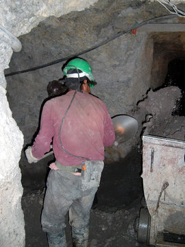 mineur du p&eacute;rou