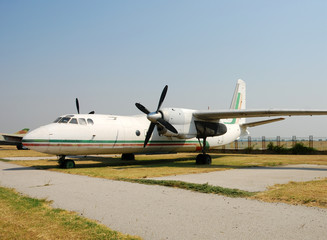 Fototapeta na wymiar Old abandoned turboprop airplane