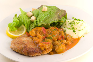 Delicious Hamburger with Vegetable(Zucchini,Eggplant,onion)