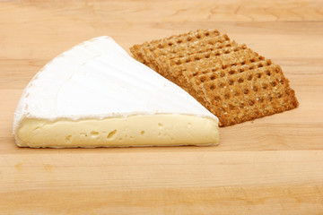 Cheese and crackers