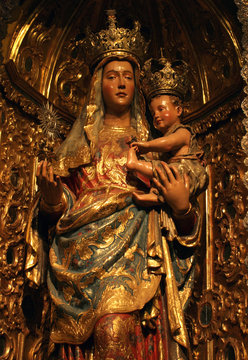 Holy Maria gold Statue