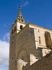 Fototapeta na wymiar Basilica Nª Sra.de la Asuncion - Villanueva la Jara (Cuenca)