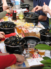 Lille / Moules frites à la braderie de Lille