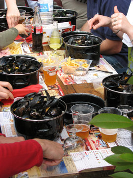 Lille / Moules frites &agrave; la braderie de Lille