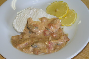 FILET DE REQUIN BLEU A LA PROVENCALE