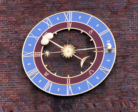kirchturmuhr