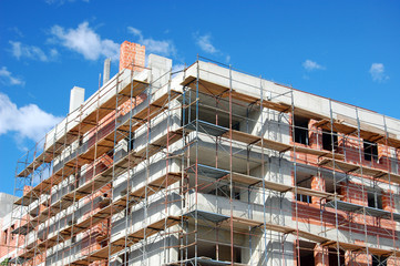 EDIFICIO IN COSTRUZIONE