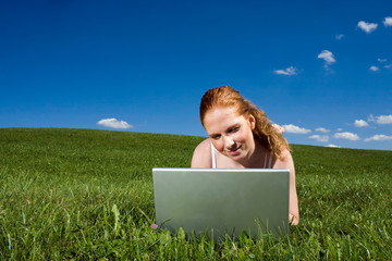 Draussen mit dem Notebook