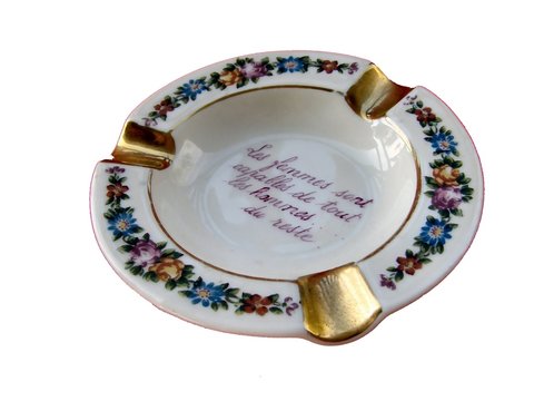 Cendrier et proverbe