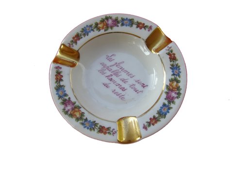 Cendrier et proverbe