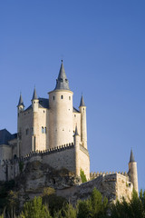 Fototapeta na wymiar Alcazar of Segovia - Blue Sky