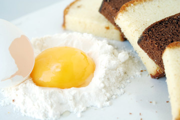 cake & egg yolk