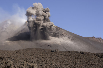 Attività Stromboliana 03