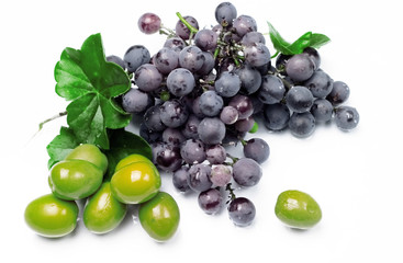 Italian food: grapes and olives
