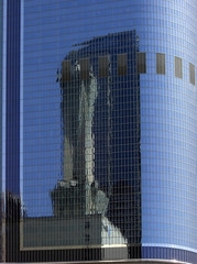 Los Angeles - Reflection on skyscraper