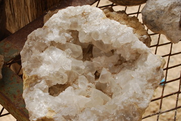 Géode de quartz calcite