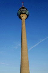 Obraz premium Düsseldorfer Fernsehturm