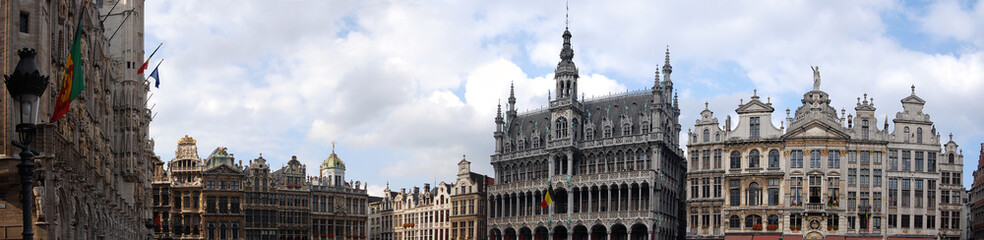 Fototapeta na wymiar Panorama Grand Place Bruksela