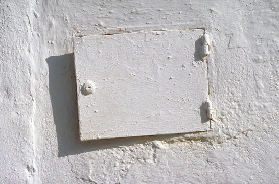 Caja en la calle
