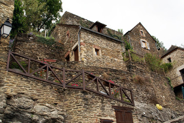 Fototapeta na wymiar BELCASTEL - Midi-Pyrénées - Dep. de Aveyron - France