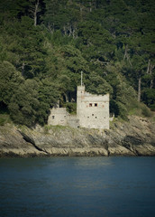 Fototapeta premium Castle in the estuary