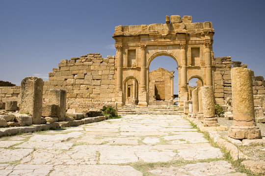 Arch leading to the temples of Sufetula, Tunisia