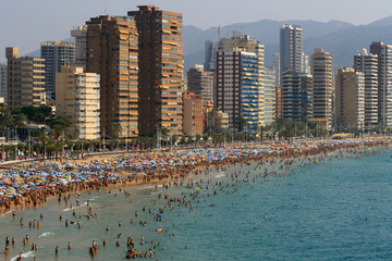 benidorm © leslie sanders