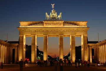 Brandenburg gate - obrazy, fototapety, plakaty