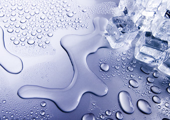 Ice cubes & Water drops