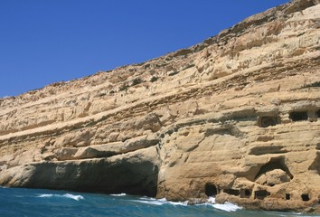 Fototapeta na wymiar Jaskinie w Matala, Kreta