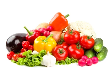 Afwasbaar Fotobehang Groenten Pile of vegetables isolated on white