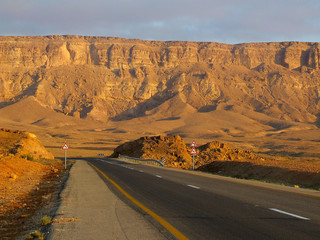 Road in crater Ramon