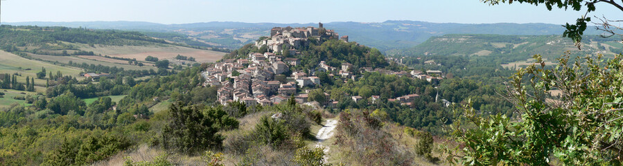 Fototapeta na wymiar Panoramiczny widok z miejscowości Cordes