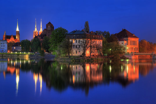 Old Town Wroclaw by night