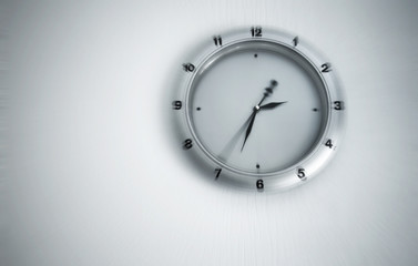 Clock with blur effect