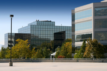 Mirrored Business Building © Mehmet Dilsiz