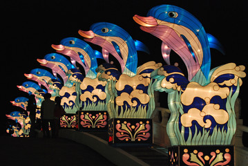 dolphin lantern and bridge in the Chinese gardens
