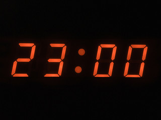eleven o clock pm