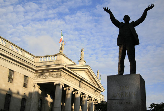 Post office and Statue Dublin