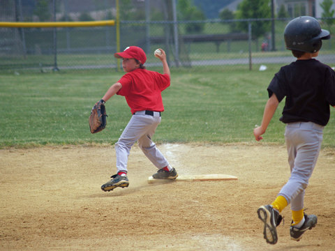 young baseball player at first base